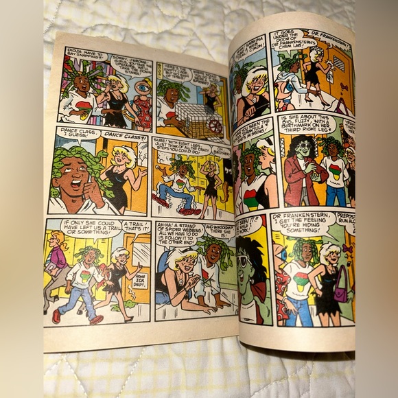 📚BOOK SALE 5 for $20📚 Laugh Digest Magazine #151 August 1999 - Picture 7 of 10